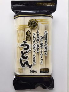 北海道産小麦粉を100％使用してつくった小麦の香り豊かなコシ、つや、のどごしが自慢の手延うどん500ｇ